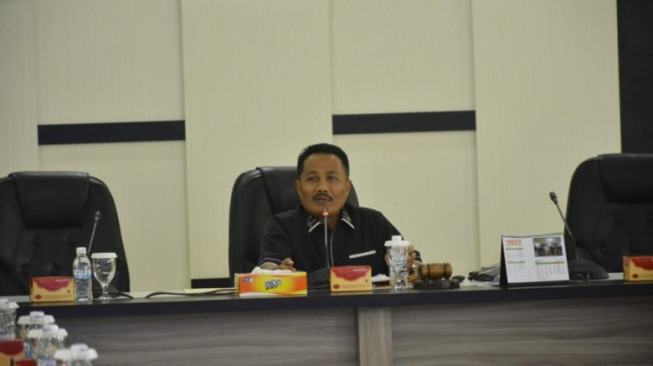 Dewan Minta Penjelasan Turunnya Harga TBS Sawit